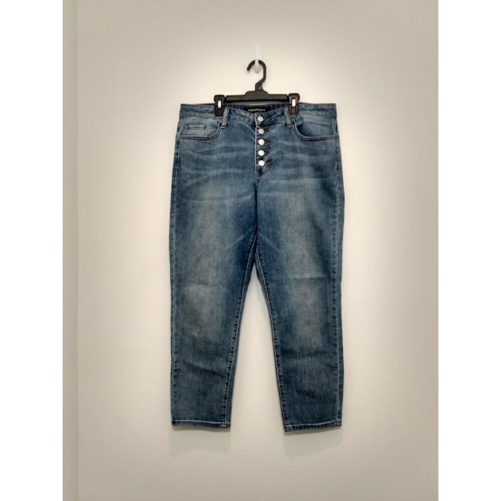 Prosperity Jeans Peyton Light Wash Button Fly Women's Size 12
